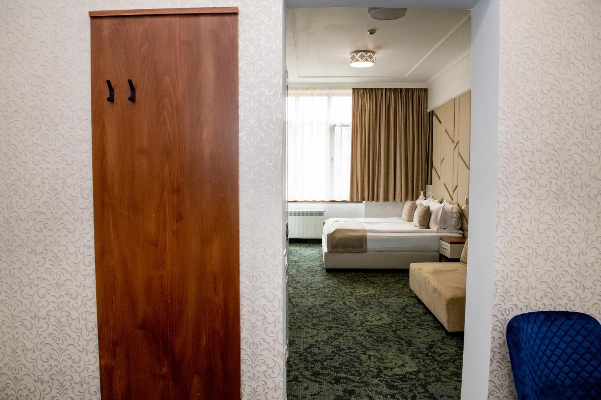 Agora' Boutique Hotel Sofia Exterior photo