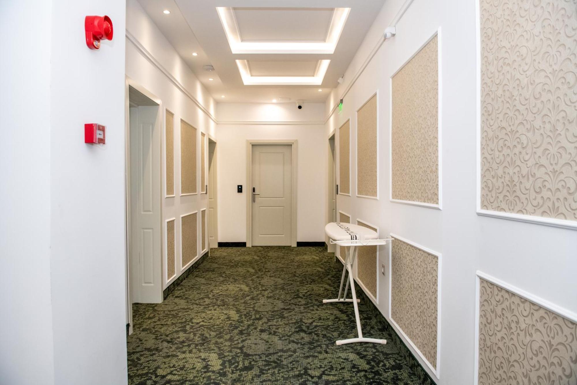 Agora' Boutique Hotel Sofia Exterior photo